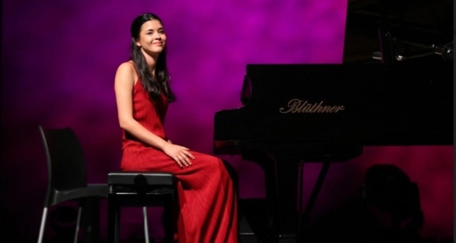 Başarılı genç Türk piyano sanatçısına ABD’den büyük onur