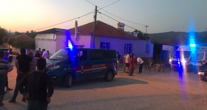 Köy meydanında silahlı çatışma: 1 ölü 1 yaralı