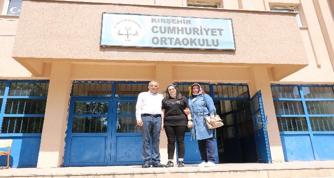Başarı Kırşehir’de devlet okulu öğrencilerinden geldi