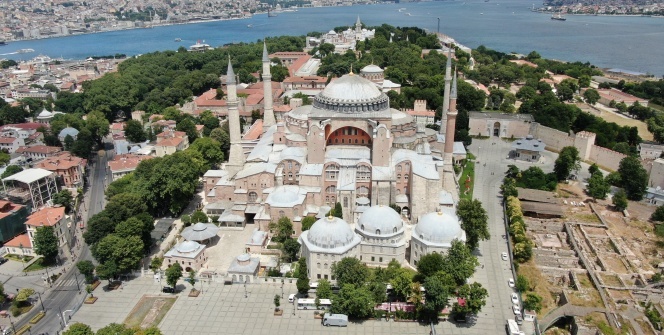 Ayasofya’nın son yalnız cuması