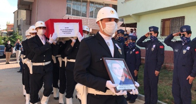 Şehit Pilot Polis Altunbaş, Kırıkkale’de son yolculuğuna uğurlanıyor