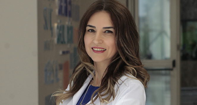 'Güneş lekesi ve güneş alerjisi cilt kanserine neden olabilir'