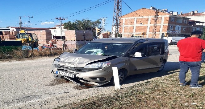 Kastamonu’da hafif ticari iki araç çarpıştı: 5 yaralı
