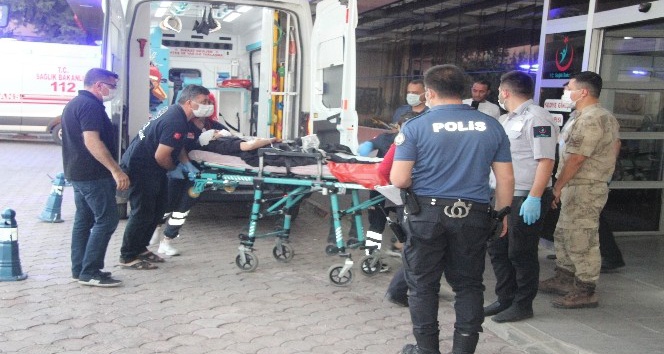 Azez’de patlamada yaralananlar Kilis’e getiriliyor