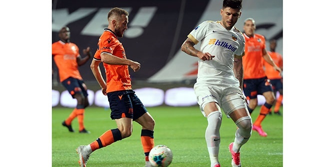 Medipol Başakşehir, Kayserispor maçından kareler