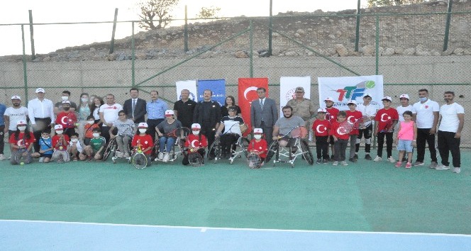 Huzurun sağlandığı Şırnak’ta tenis turnuvası düzenleniyor