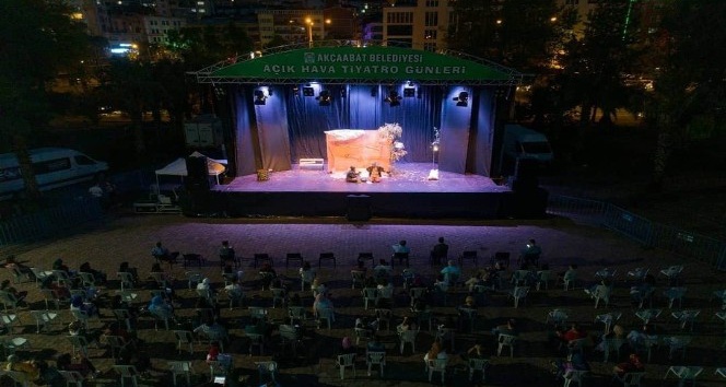 ‘Sokakta’ ile festivale damga vurdular