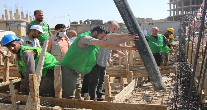 Afrin’de bin 500 kişilik cami inşaatına başlandı