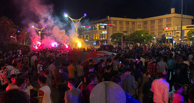 Erzincan’da 24 Erzincanspor’un TFF 2. Lig'e yükselme coşkusu