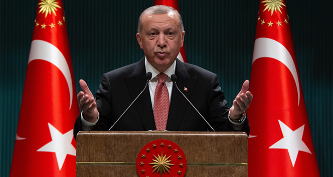 Cumhurbaşkanı Erdoğan: 'Bu bayramda altıncı defa 12,4 milyon emeklimize biner lira bayram ikramiyelerini ödüyoruz'