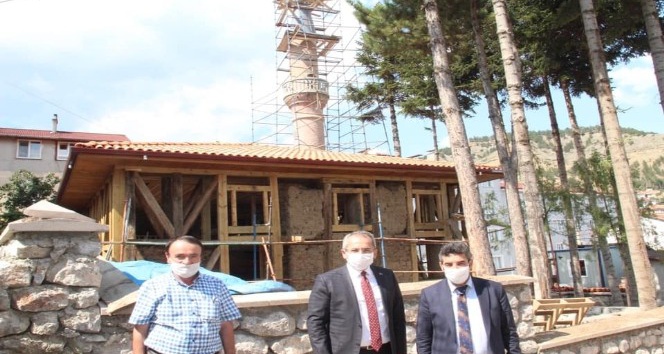Şeyh İsmail Rumi Camisinde restorasyon sürüyor