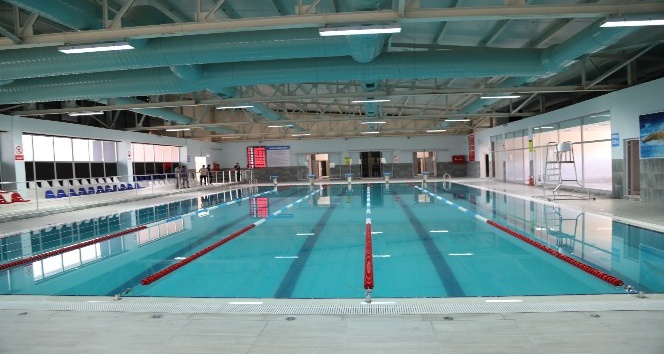 Başkale Belediyesi Yarı Olimpik Yüzme Havuzu hizmete açılıyor