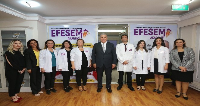 EFESEM, doğru tercih için danışmanlık hizmeti veriyor