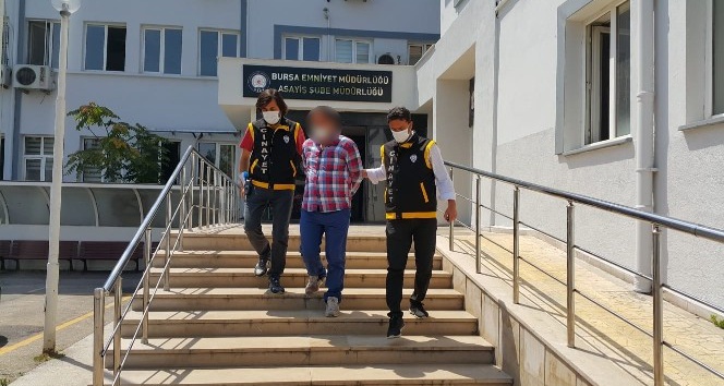 Bursa’da hemşire ablasını 9 yerinden bıçaklayan kardeş adliyeye sevk edildi
