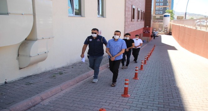 Kayseri’deki DEAŞ operasyonunda 3 kişi adliyeye sevk edildi