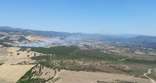 Özbek köyündeki yangın kontrol altına alındı