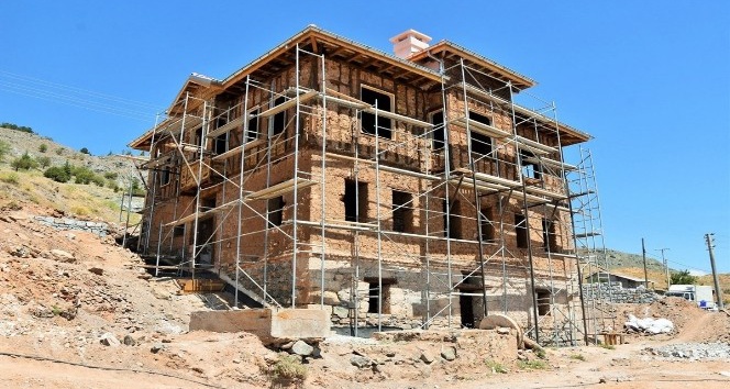 Osmanlı mimarisiyle yapılan konak restore ediliyor