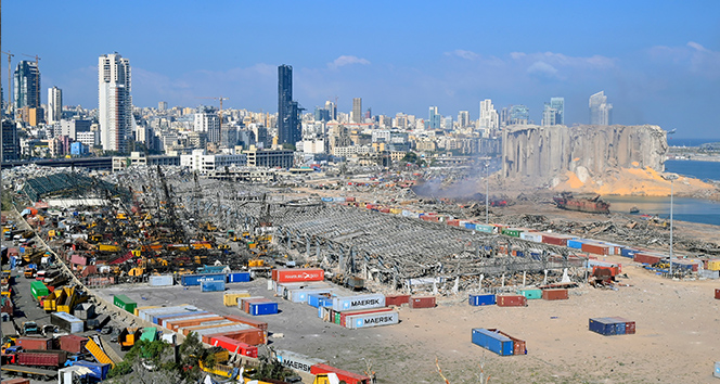 Lübnan Ekonomi ve Ticaret Bakanı: &#039;Beyrut Limanı yavaş yavaş çalışmaya dönüyor&#039;