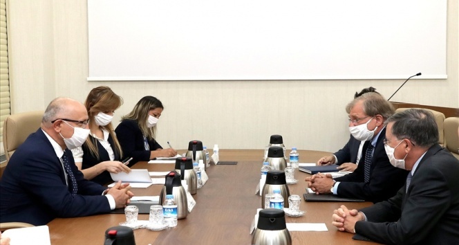 Millî Savunma Bakan Yardımcısı Karaosmanoğlu, ABD’nin Libya ve Ankara Büyükelçilerini kabul etti