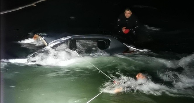 Munzur Çayı’na uçan otomobilde sürücünün cesedine ulaşıldı
