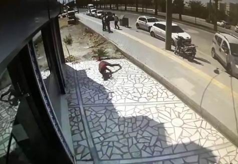 Kaçak elektrik kullanmaktan ceza yiyen baba ve oğlu dehşet saçtı