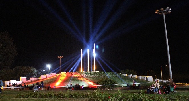 Deprem şehitleri Yalova’da anıldı