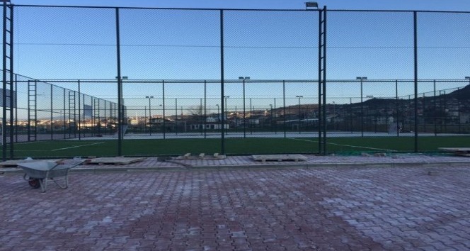 Osmaneli spor tesisleriyle tam bir spor merkezi haline geldi