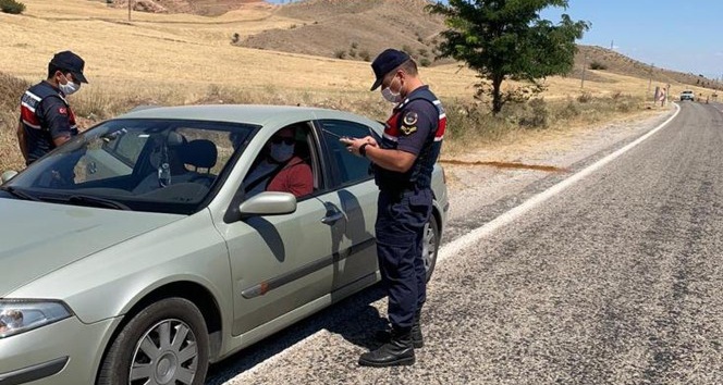 Kırıkkale’de jandarmadan eş zamanlı Covid-19 denetimi