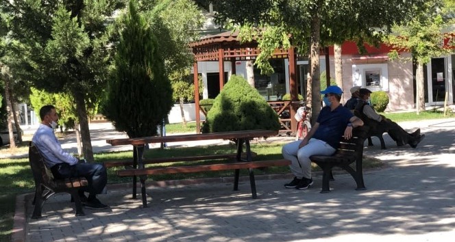 Korona virüs tedbirlerini denetleyen kaymakamı kimse tanıyamadı