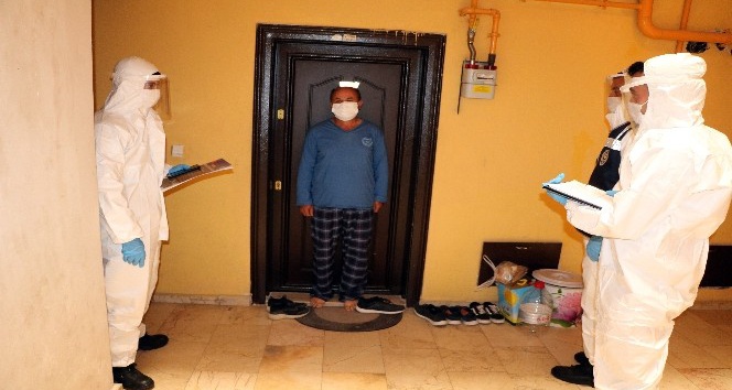 Yozgat’ta ‘mahalle denetim ekipleri’ evlerde Covid-19 denetimi yaptı