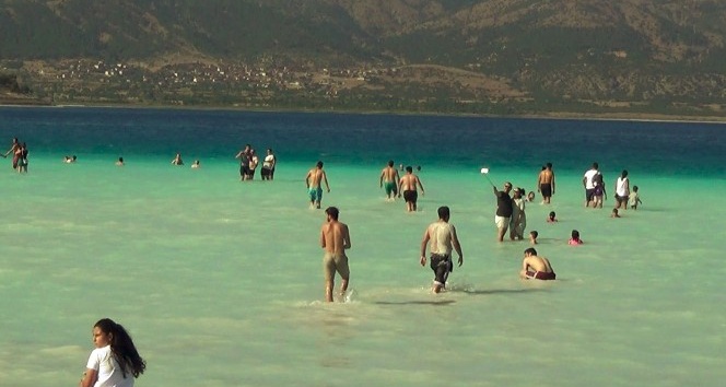 Salda Gölü için yeni yasaklar