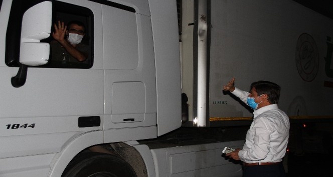 Irak İbrahim Halil Sınır Kapısı tır geçişine açıldı