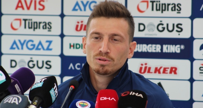 Mert Hakan Yandaş: "Yaşanan olaylar Fenerbahçe ile beni birbirimize bağladı"