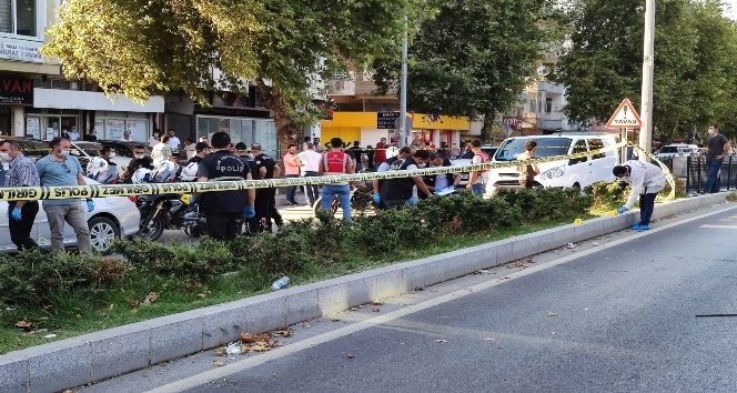 Trafikte çıkan kavgada istirahatteki polis dehşet saçtı: 1 ölü, 1 yaralı