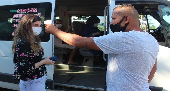 Giresun’da dolmuşçulardan Korona virüs tedbiri