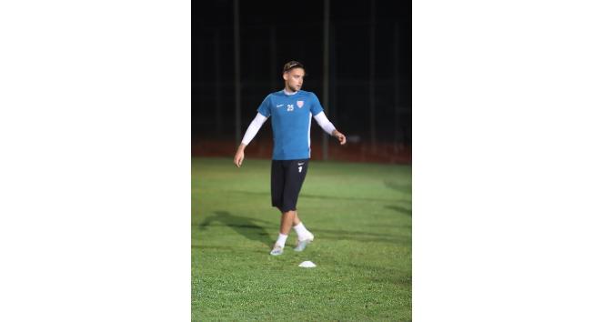 Nevşehir Belediyespor, başarılı file bekçisi Onur Behiç ile yeniden anlaştı