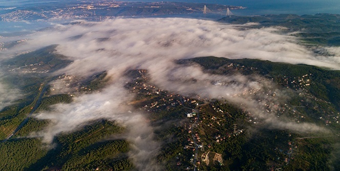Gökyüzünden sise bürünen İstanbul