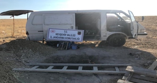 Nevşehir’de kaçak kazı yapan 4 şahıs suçüstü yakalandı
