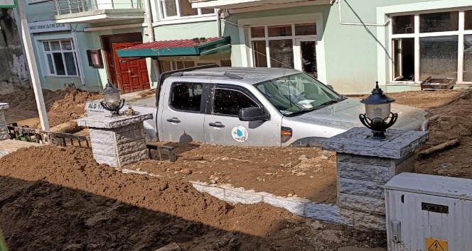 Giresun’da geçtiğimiz hafta sonu yaşanan selde Dereli’nin ardından en fazla hasarı gören Doğankent’te yaralar sarılıyor