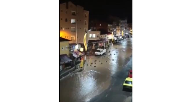 Giresun’un Dereli ilçesinde hafta sonu yaşanan sel işte böyle geldi