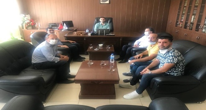 Sağlık-Sen Şırnak yönetimi İdil Müftüsü Kartal’la bir araya geldi