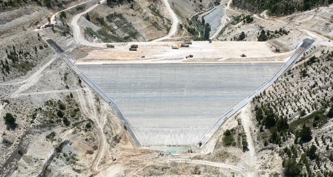 Aksıfat Barajında çalışmalar devam ediyor