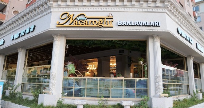 Nacaroğlu baklavaları 2 şubesi ile Van’da hizmet veriyor