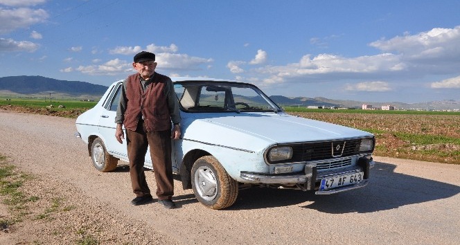 48 yıldır gözü gibi baktığı otomobili ile tanınmıştı, korona virüse yenik düştü