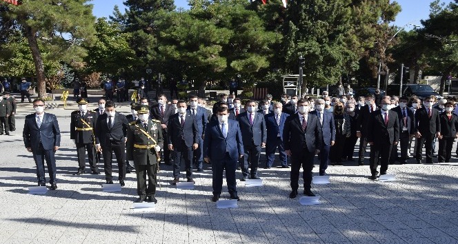 Burdur’da 30 Ağustos Zafer Bayramı törenle kutlandı