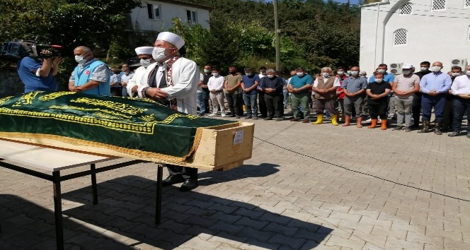 Dereli’deki selde hayatını kaybeden Kemal Akar son yolculuğuna uğurlandı