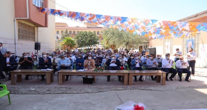 AK Parti ilçe kongreleri yapıldı