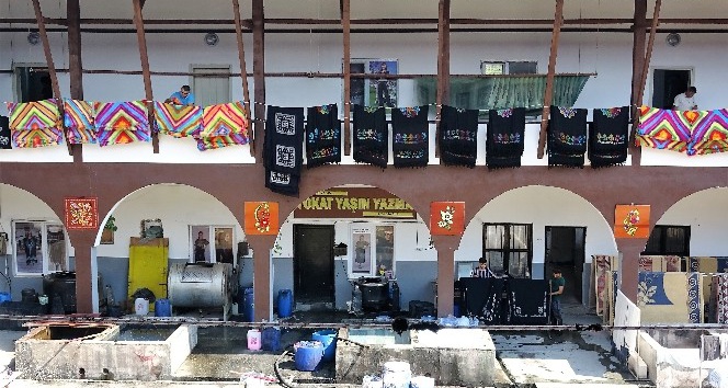 Yangının izleri silindi, 600 yıllık sanat yeniden hayat buldu