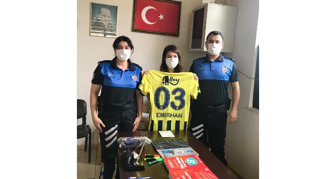 Cizre polisi Afyonkarahisarlı öğrencinin mektubuna kayıtsız kalmadı