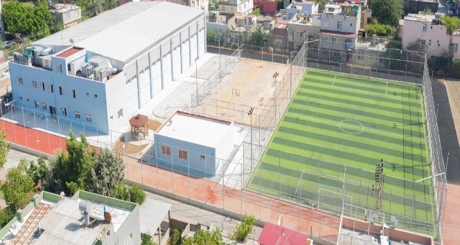 Emre Gönlüşen’in ismi Demetevler Spor Tesisi’ne verildi